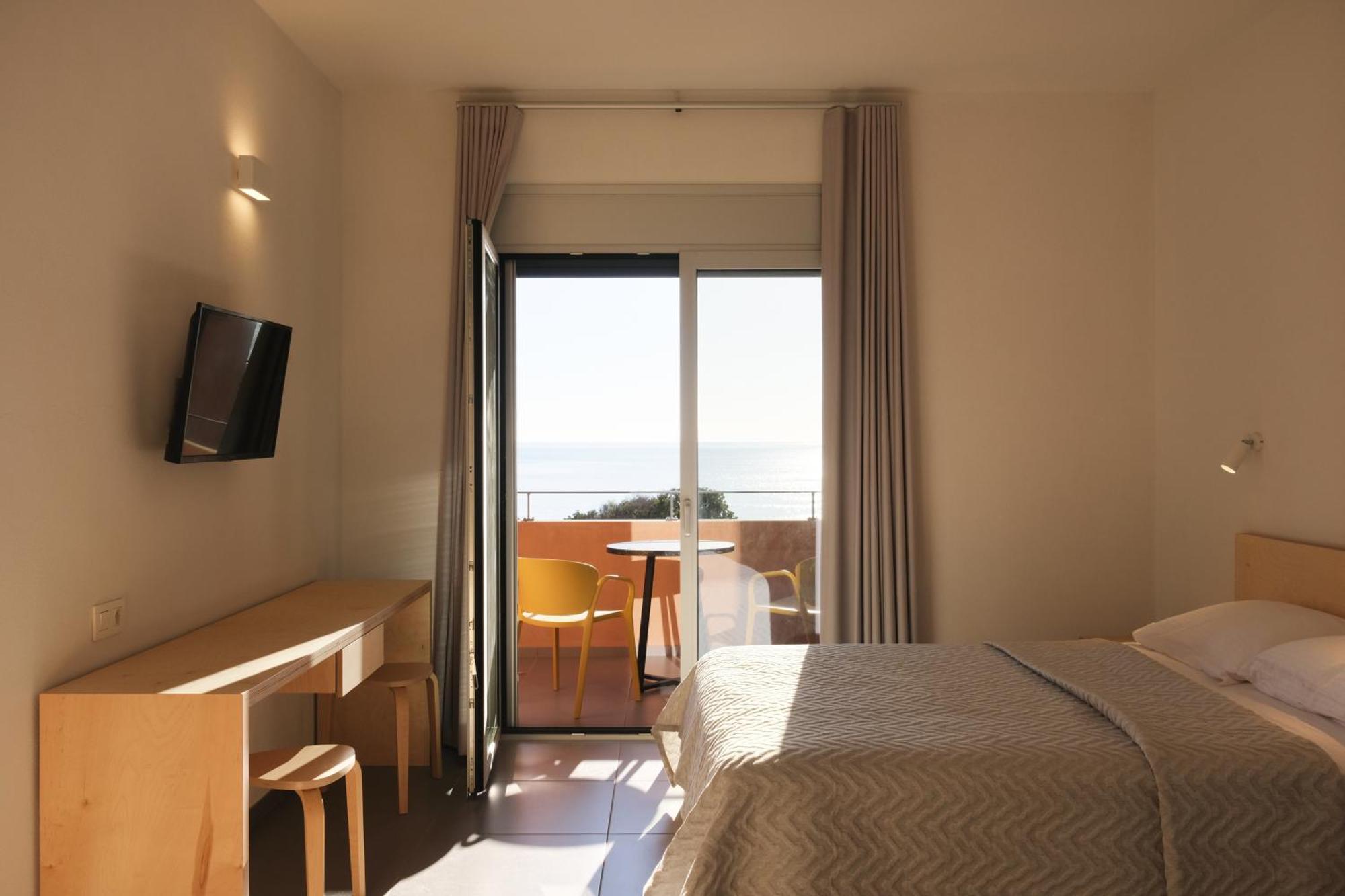 Pasithea Suites 莫奈姆瓦夏 外观 照片